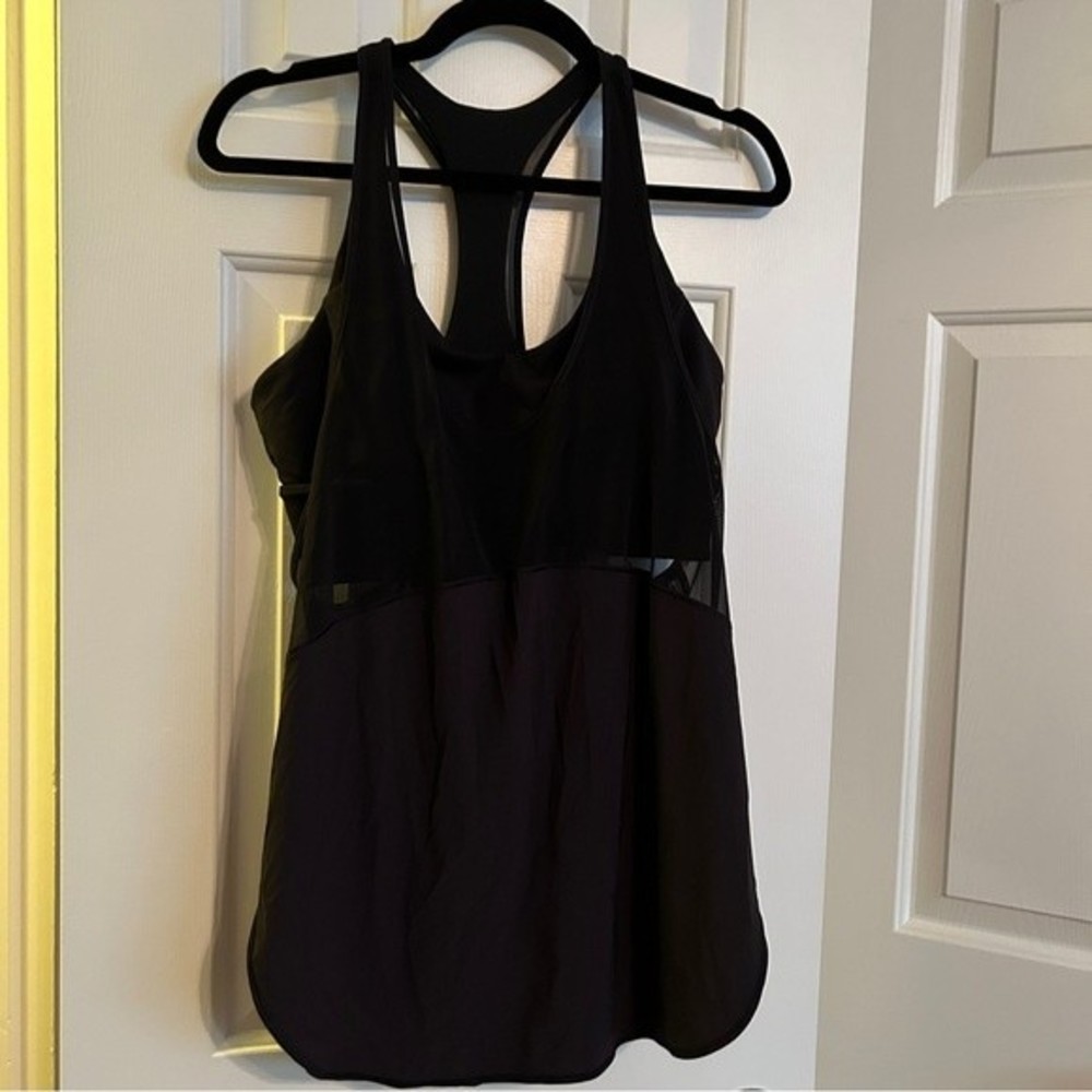 Lululemon Twist Around Tank Black 10 EUC